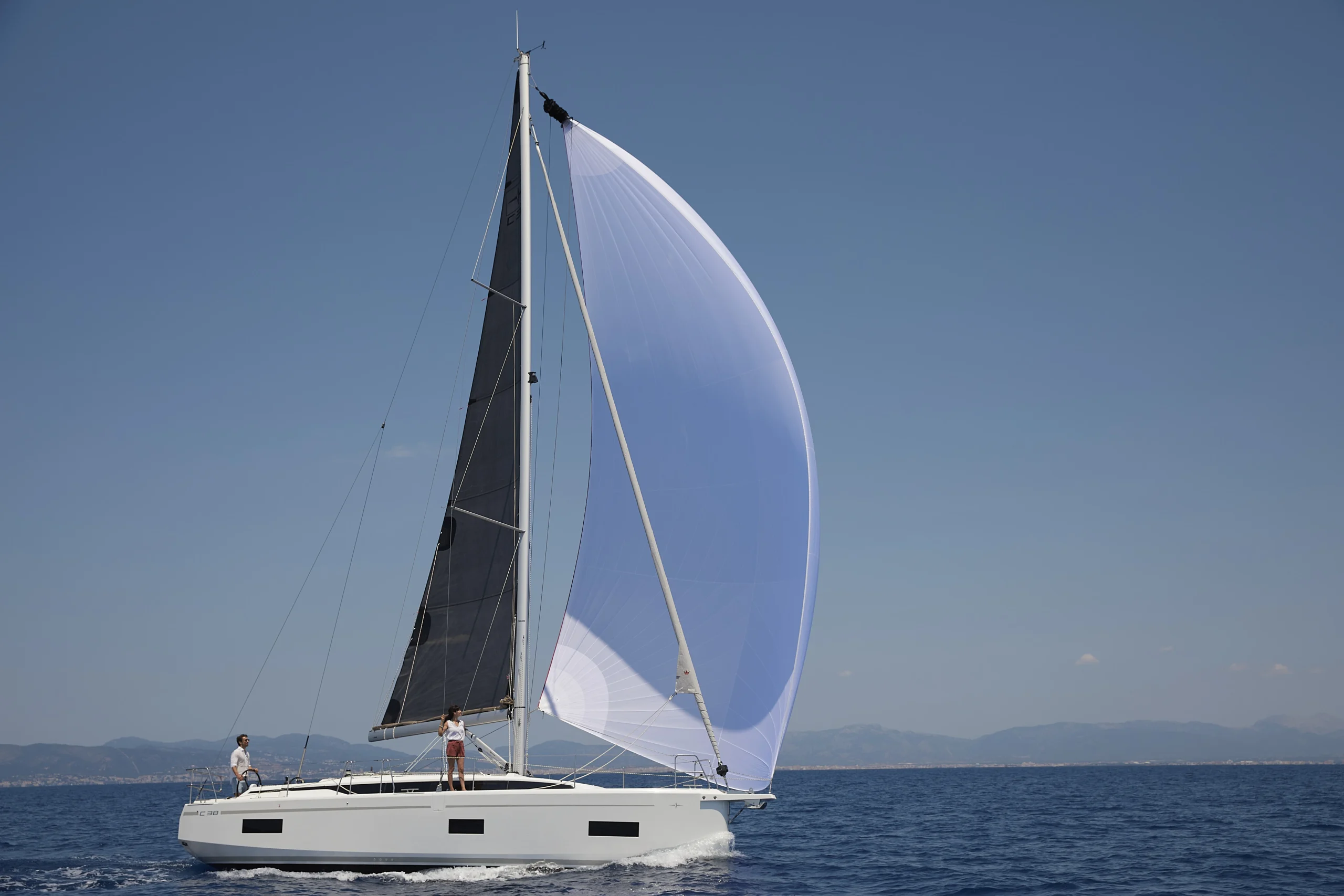 vente-voilier–bavaria-c38-var_53