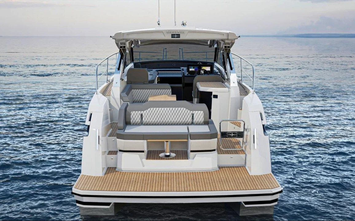 vente-bateau-moteur-bavaria-sr33-var_1