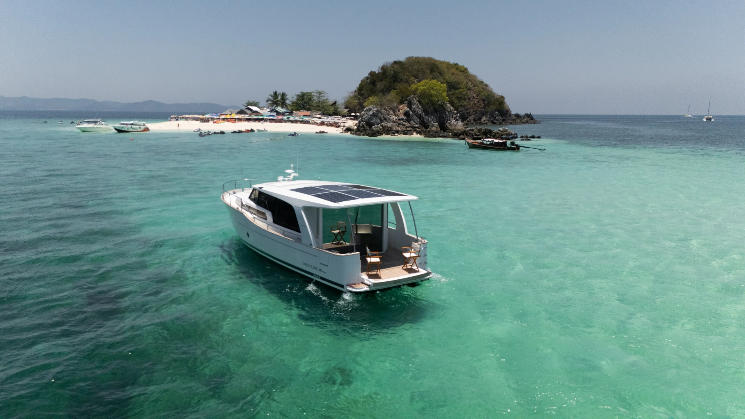 vente-bateau-moteur-greenline-40-2024_12