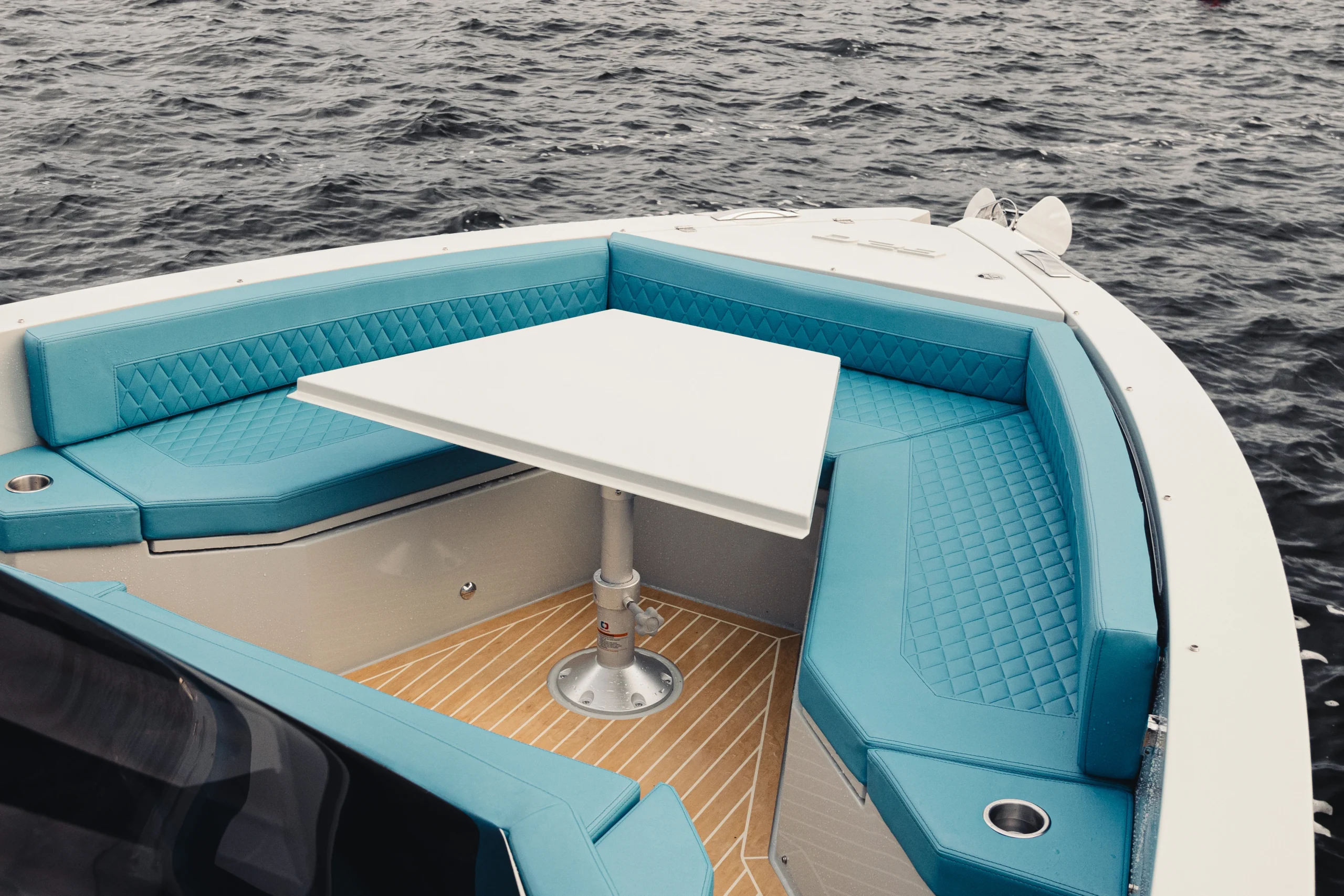 bateau DEANTONIO D29 VAR 6