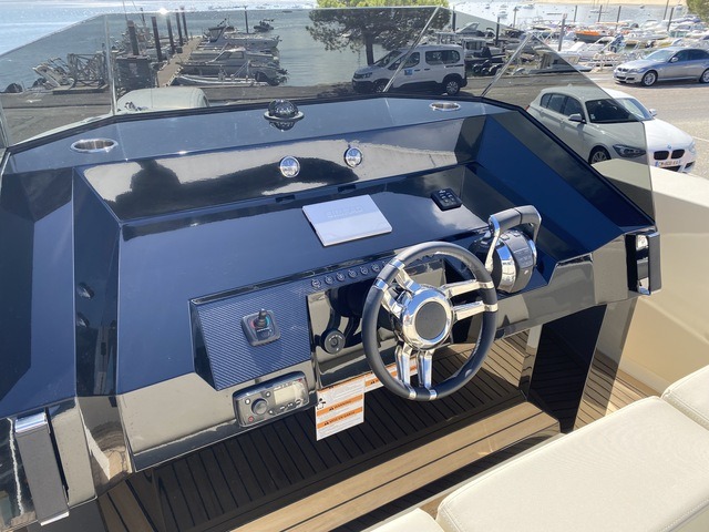 d28-open-2021-occasion-bateau7