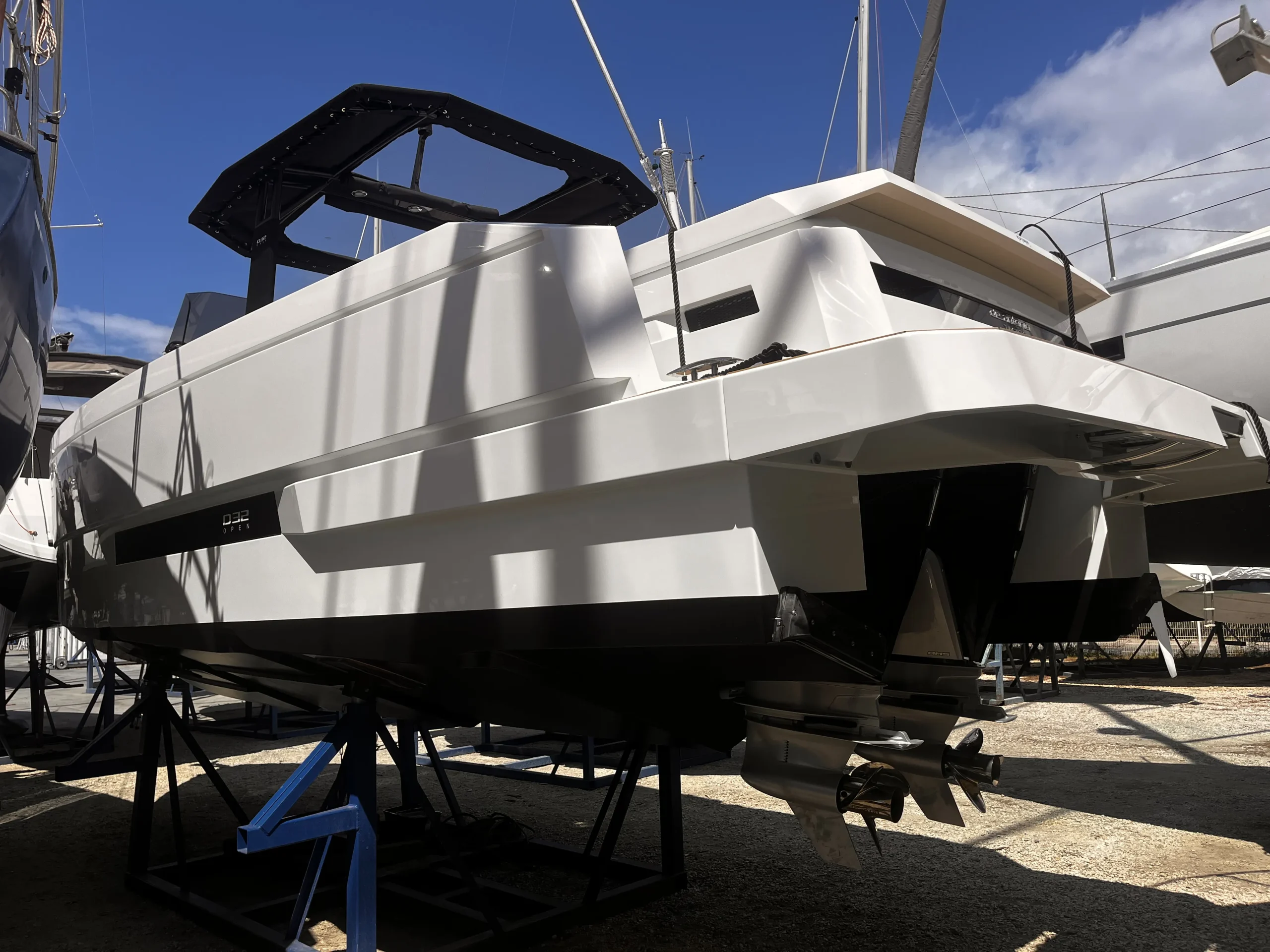bateau-d32-stock-2025-mediterranée