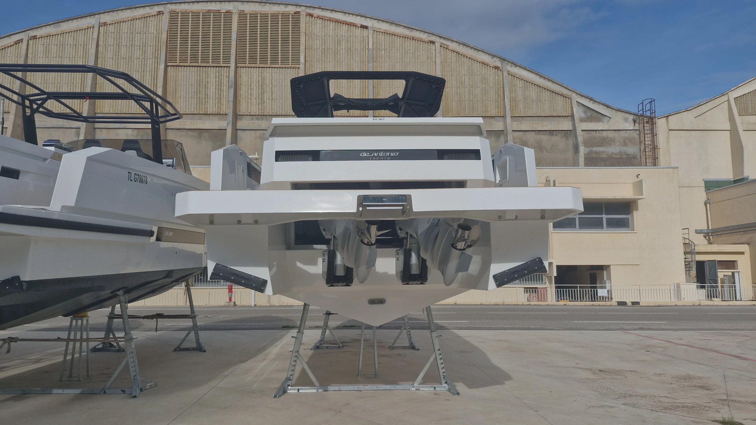 bateau-de-antonio-D32-1073-2026