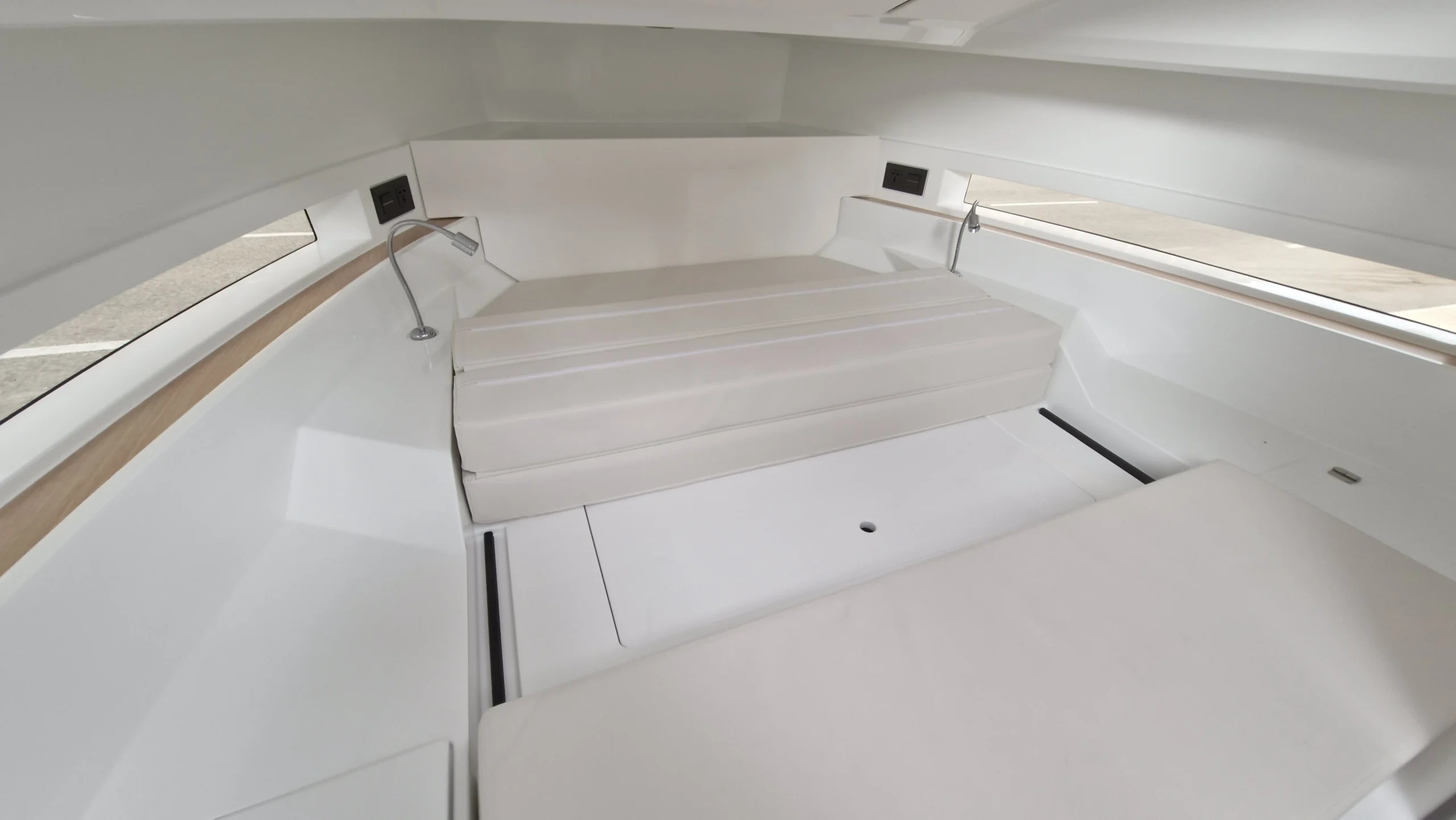 bateau-de-antonio-D32-13073-2026