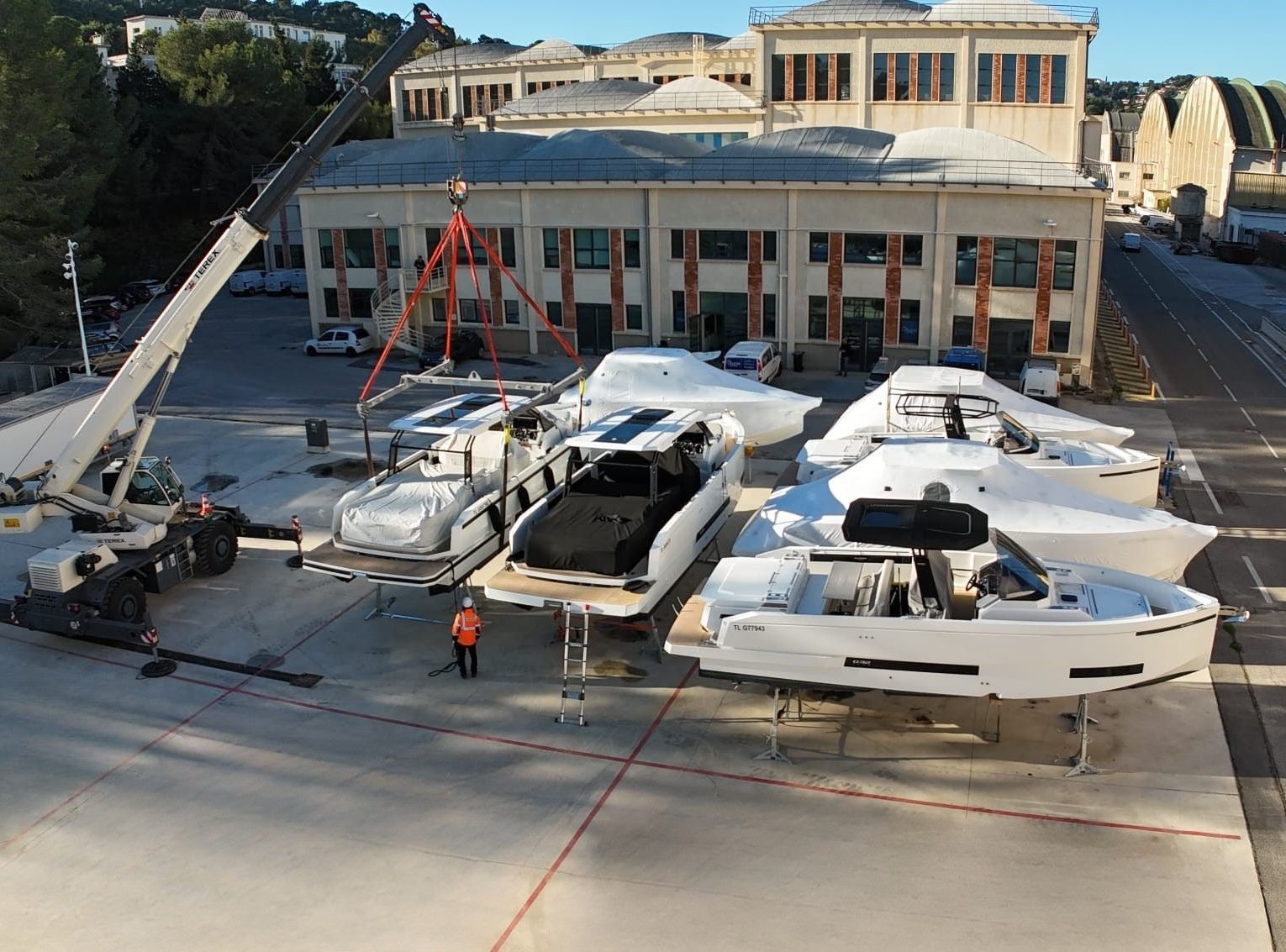 local-technique-stationnement a sec (3)