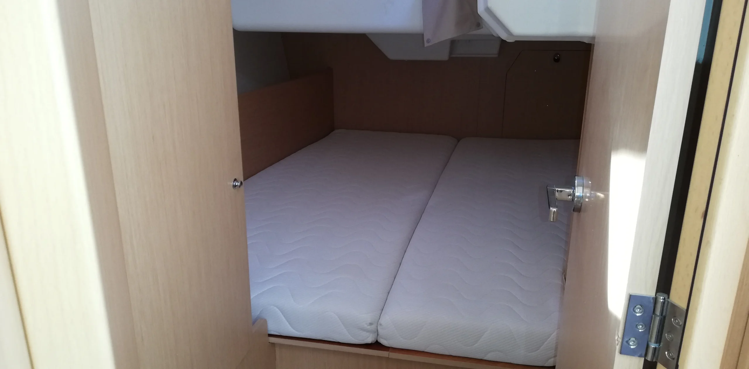 voilier-occasion-beneteau-oceanis-38.1_24