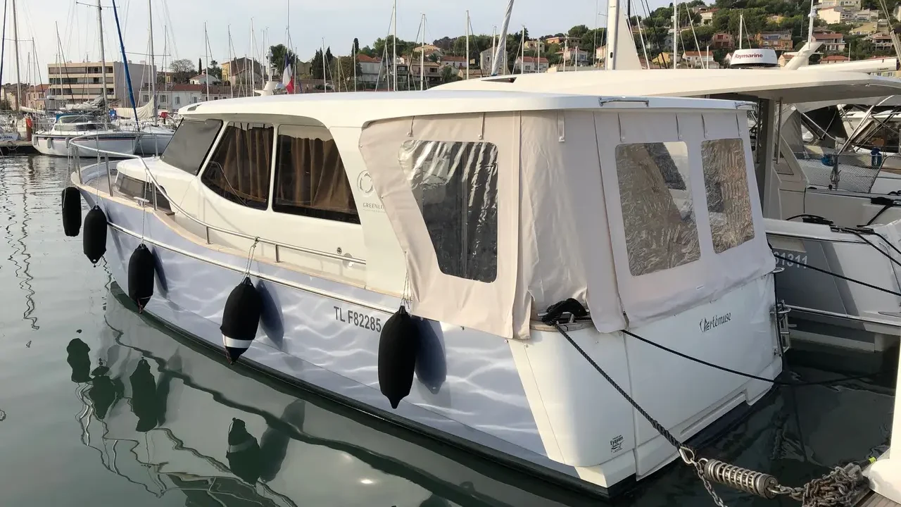 bateau-greenline-33-occasion-mediterranée_7