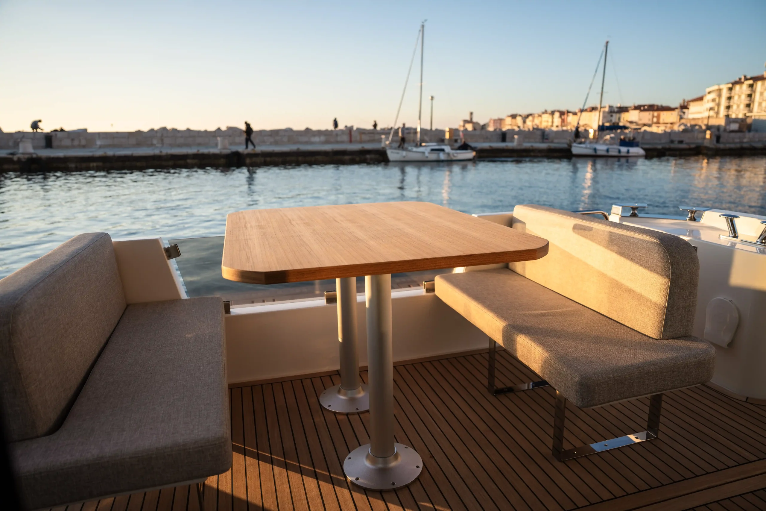 bateau-trawler-greenline-42-france_28