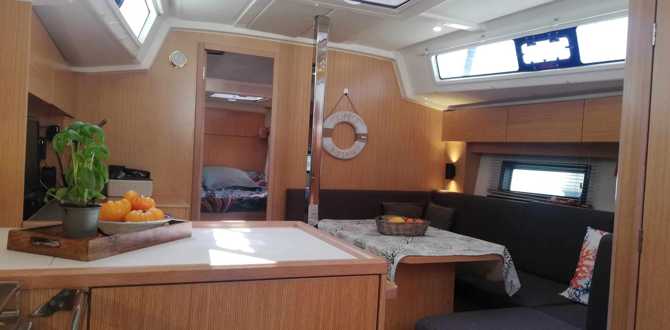 voilier-bavaria-c38-location-var_alaia (16)