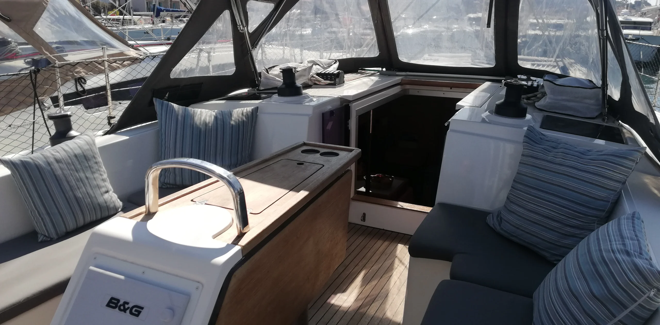 voilier-bavaria-c38-location-var_alaia (5)