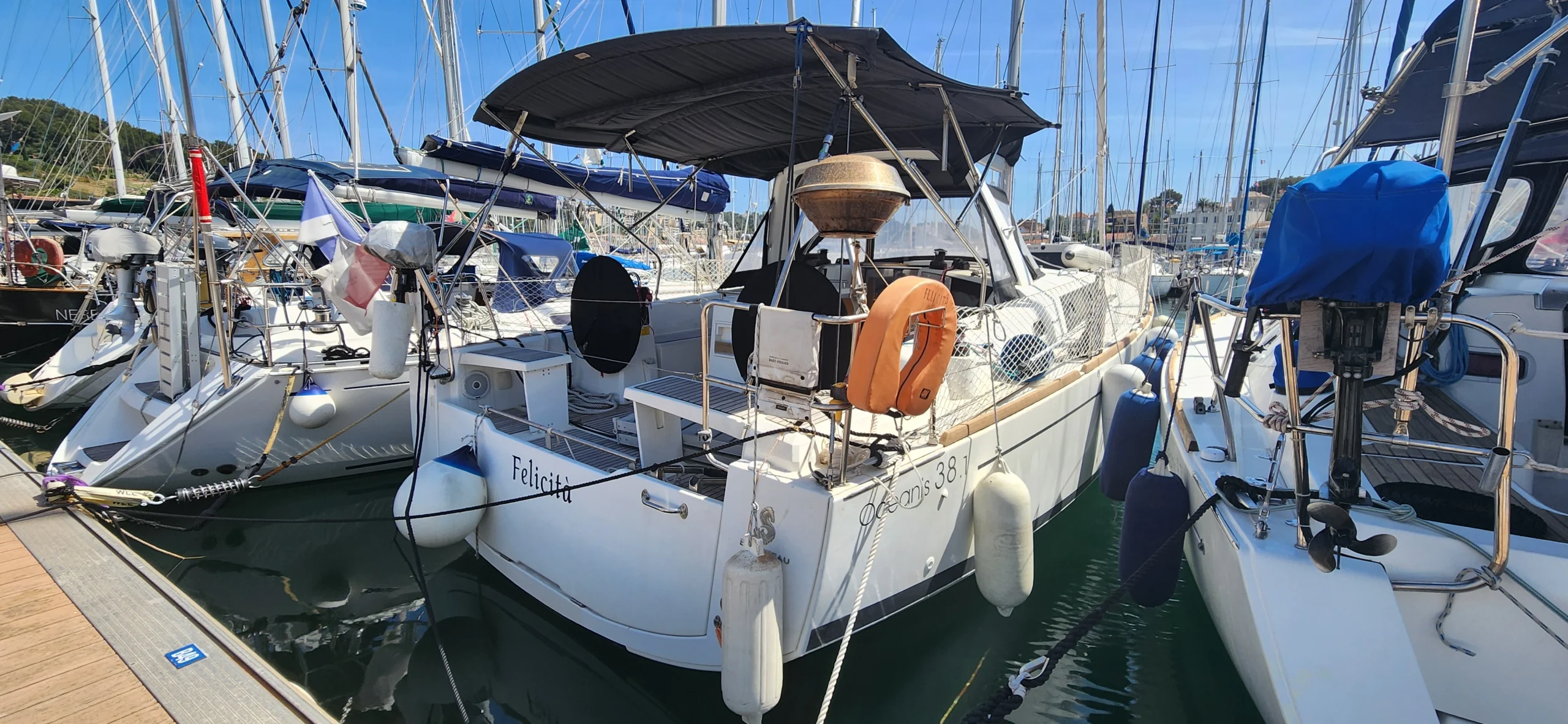 voilier-occasion-beneteau-oceanis-38-1-méditerranée