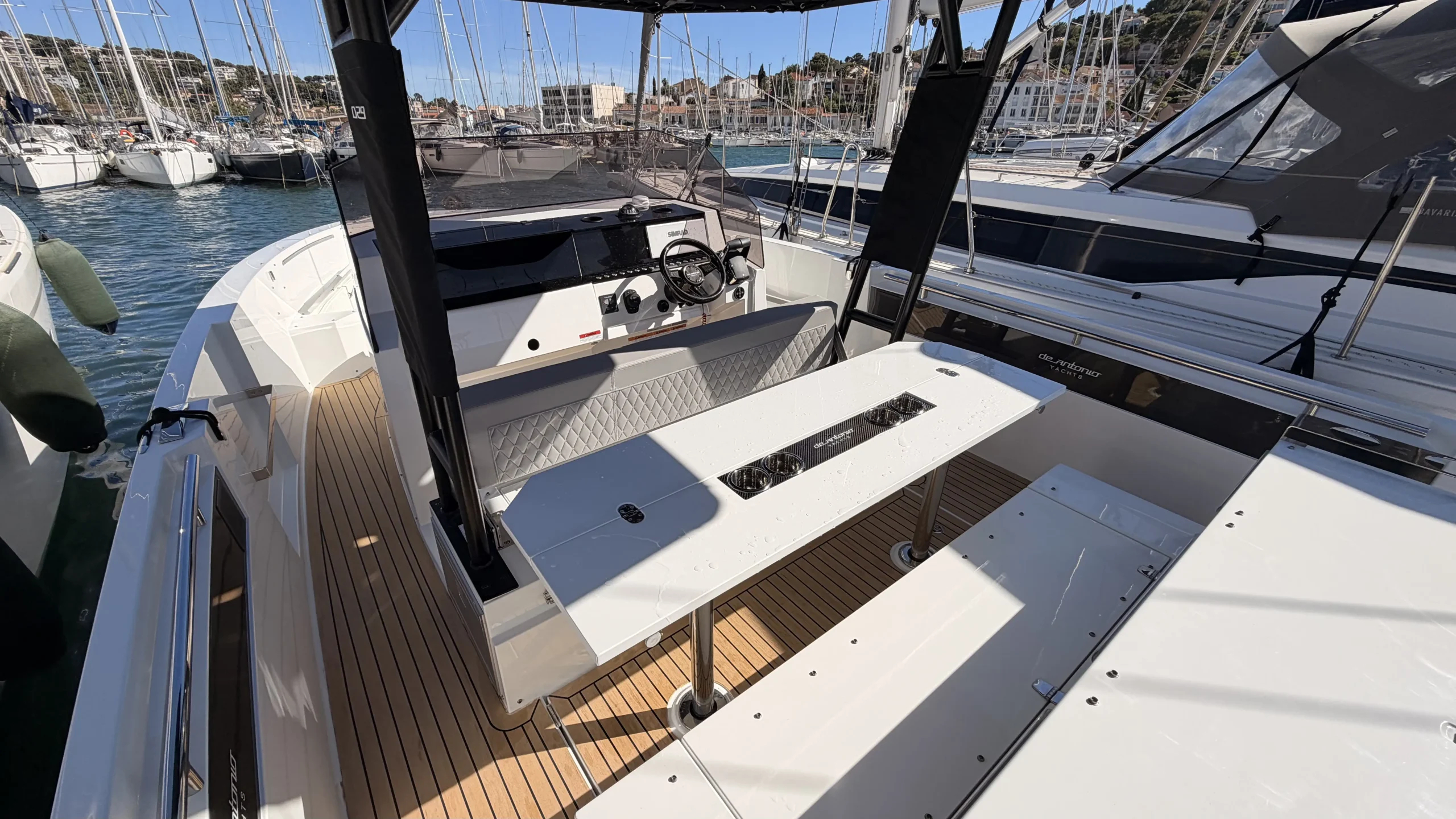 de-antonio-d29-2026-dayboat_34