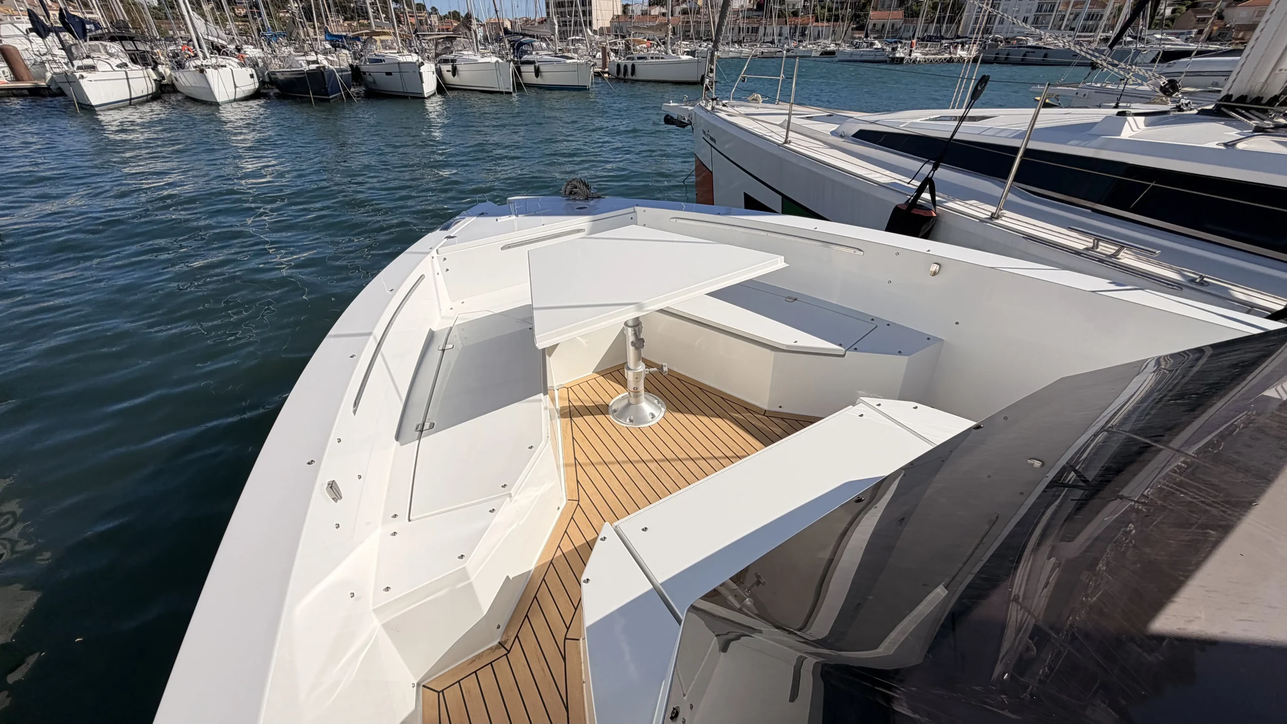 de-antonio-d29-2026-dayboat_39
