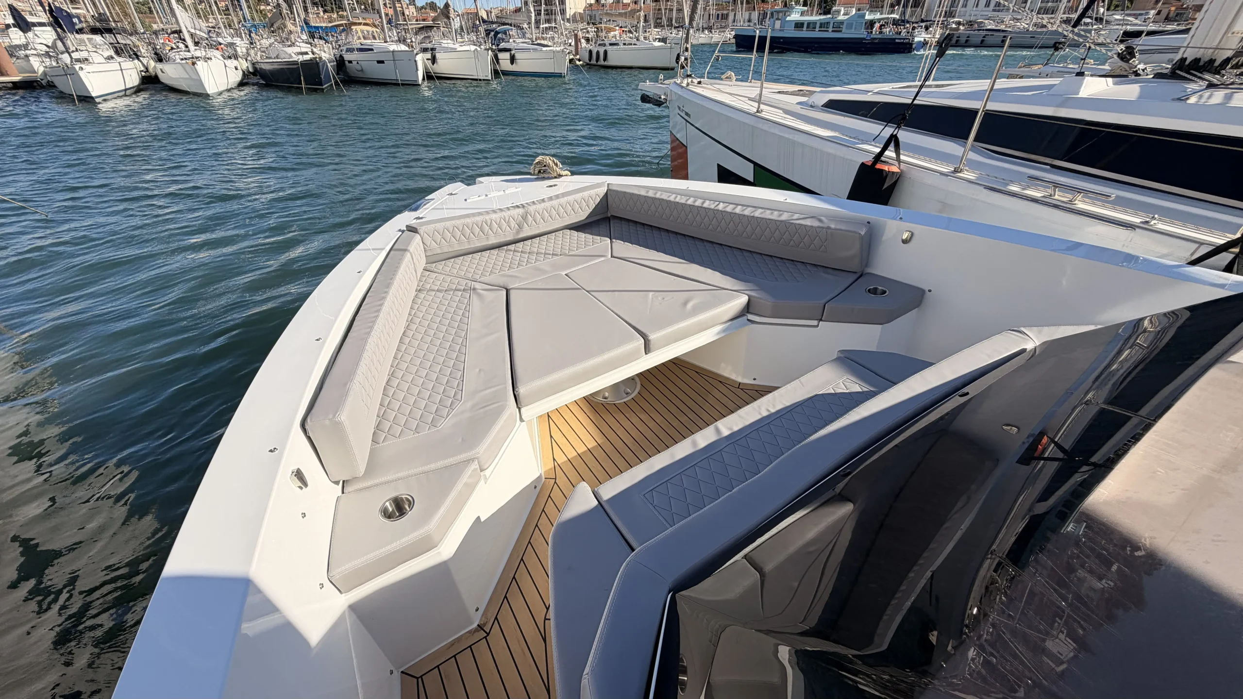 de-antonio-d29-2026-dayboat_8