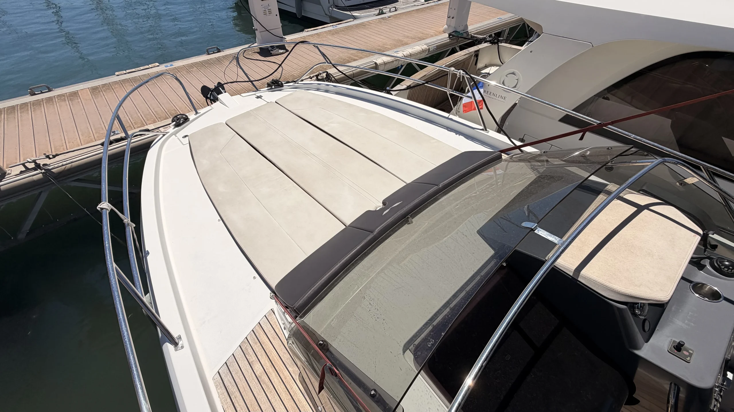 bateau-beneteau-flyer-8-8-sundeck-occasion_15