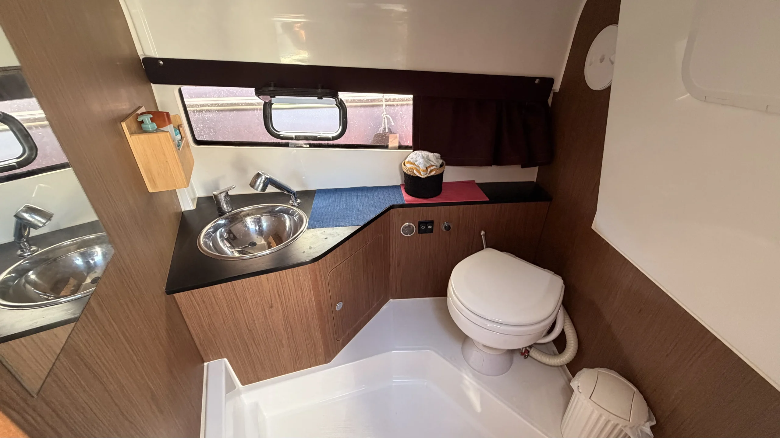 bateau-beneteau-flyer-8-8-sundeck-occasion_26