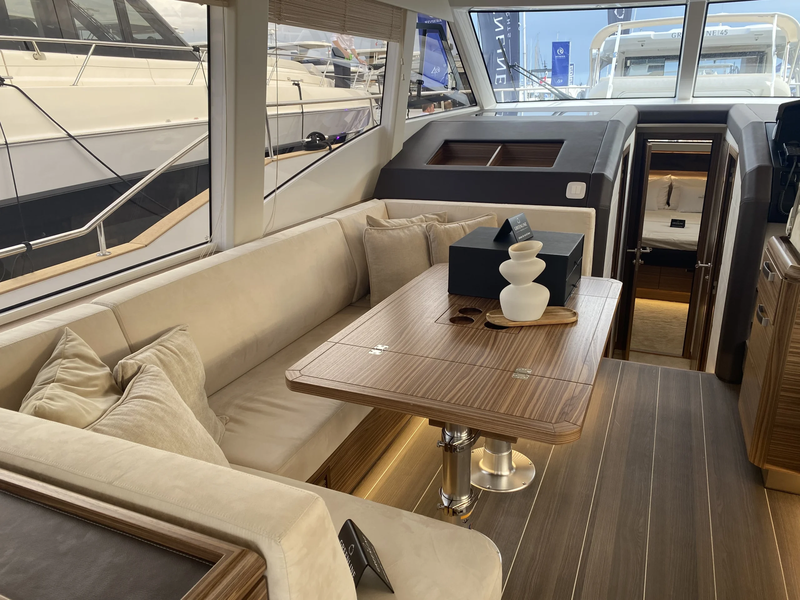 VEDETTE GREENLINE 50 FLY 19