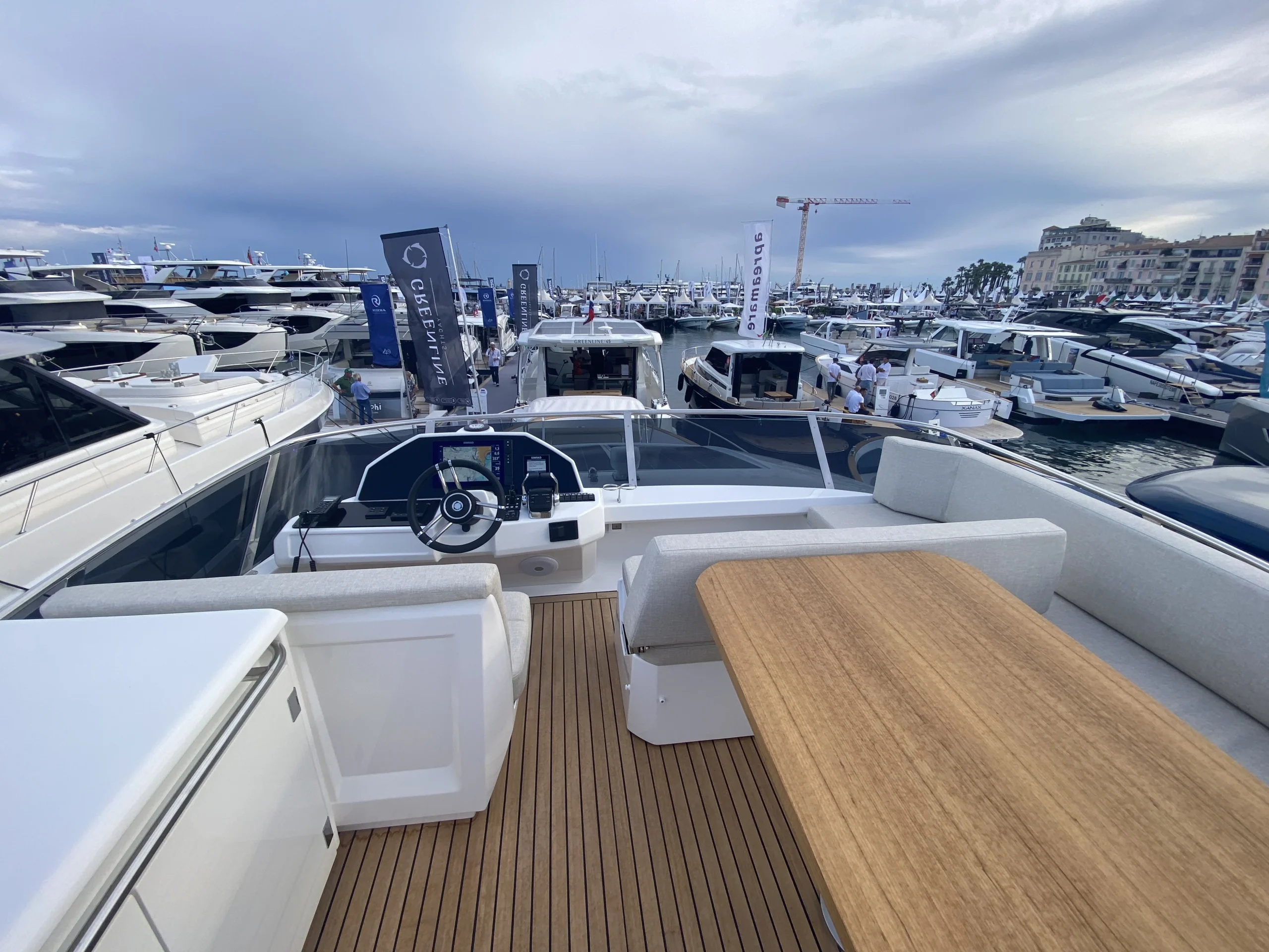 VEDETTE GREENLINE 50 FLY 2