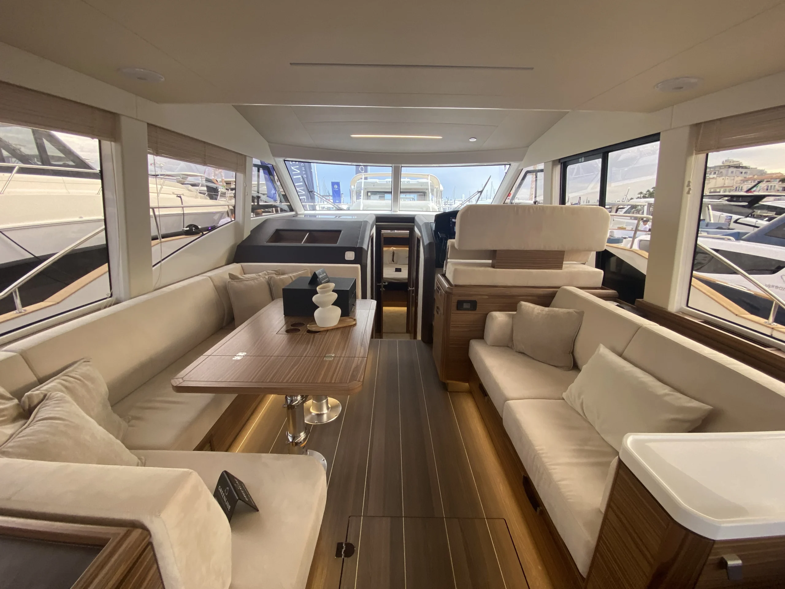 VEDETTE GREENLINE 50 FLY 20