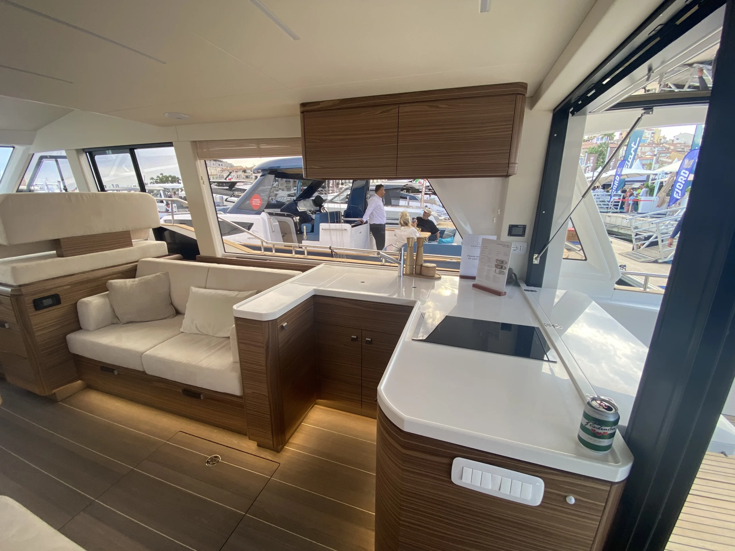 VEDETTE GREENLINE 50 FLY 22