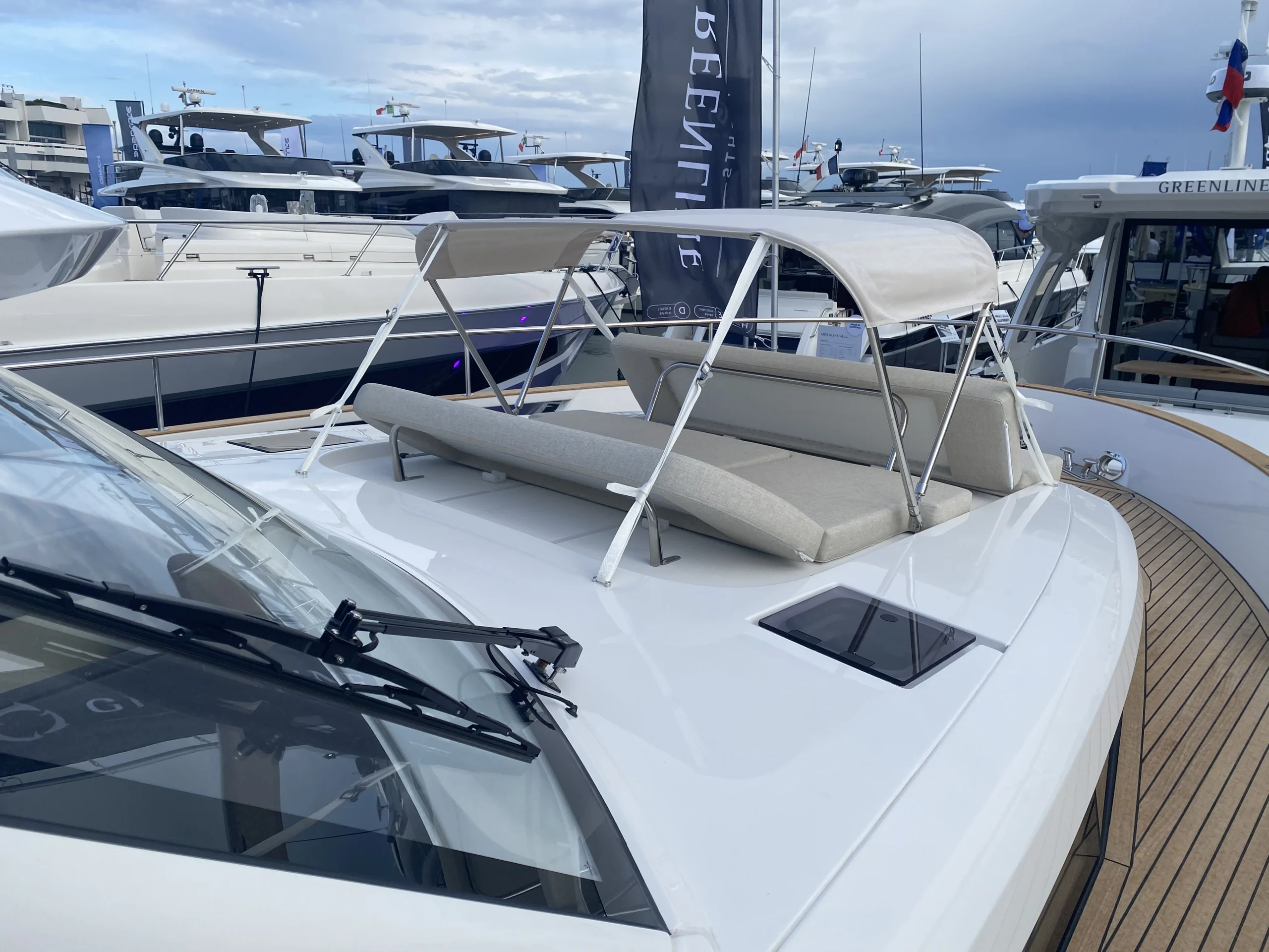 VEDETTE GREENLINE 50 FLY 26