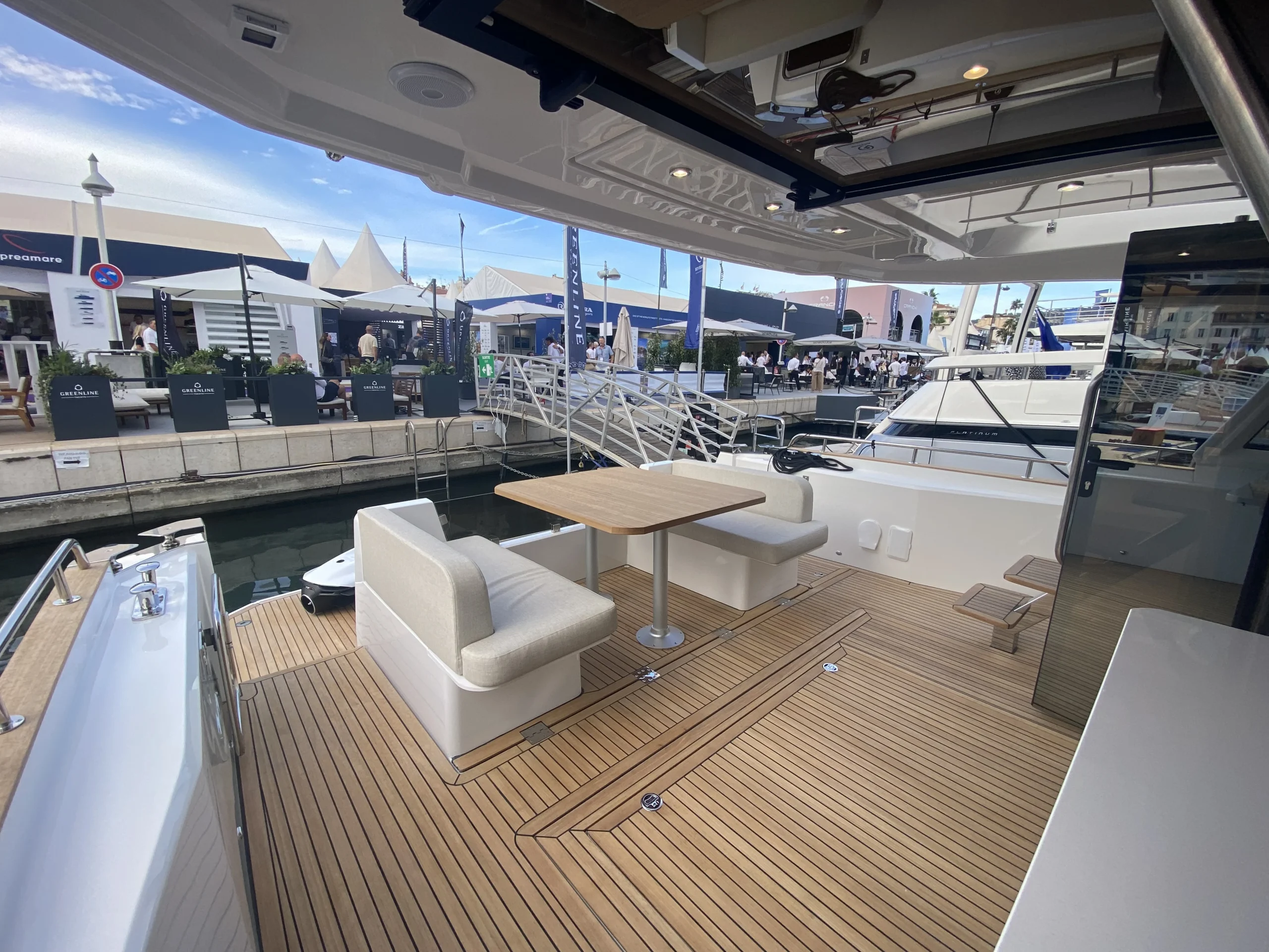 VEDETTE GREENLINE 50 FLY 29