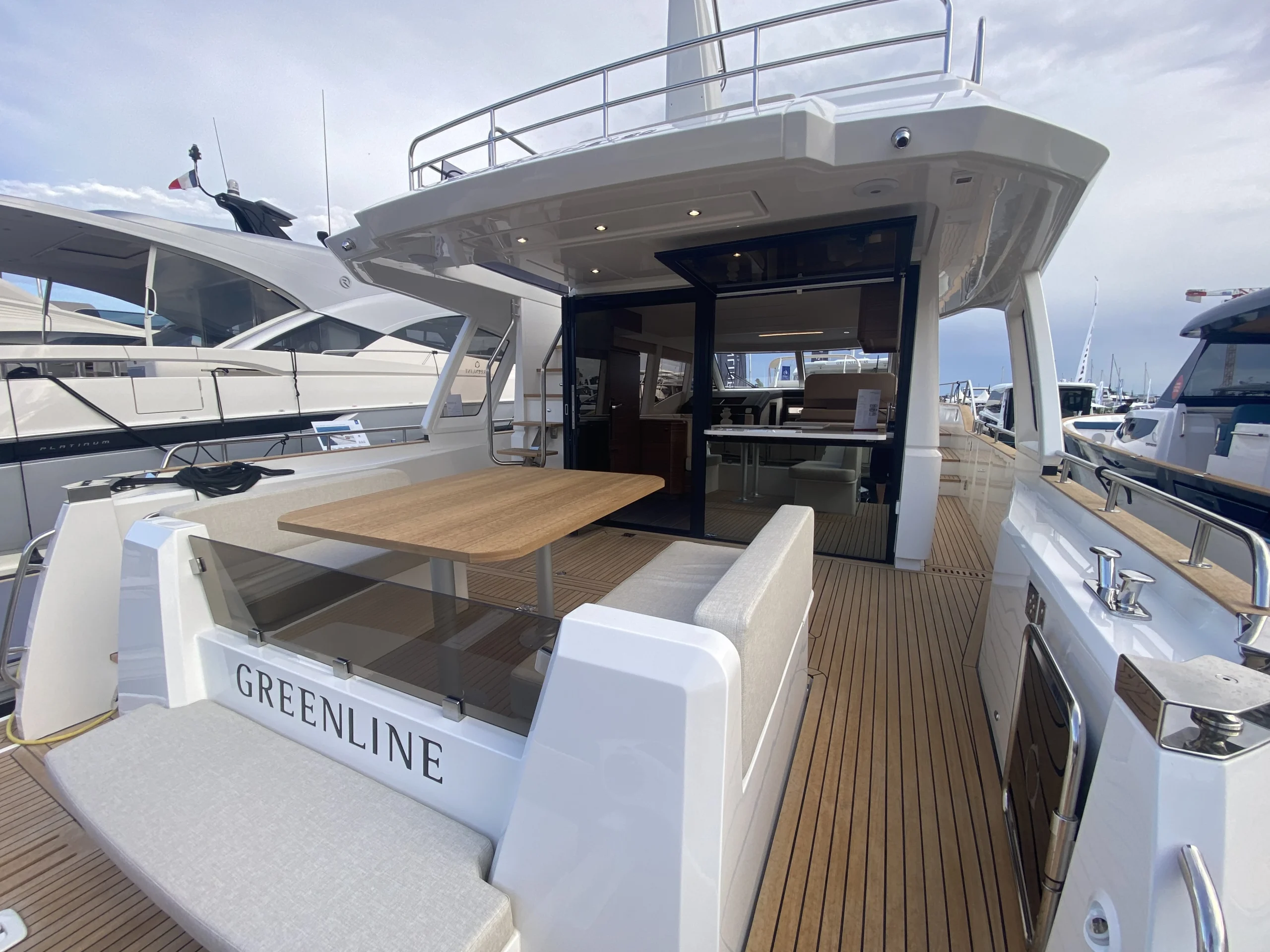 VEDETTE GREENLINE 50 FLY 31