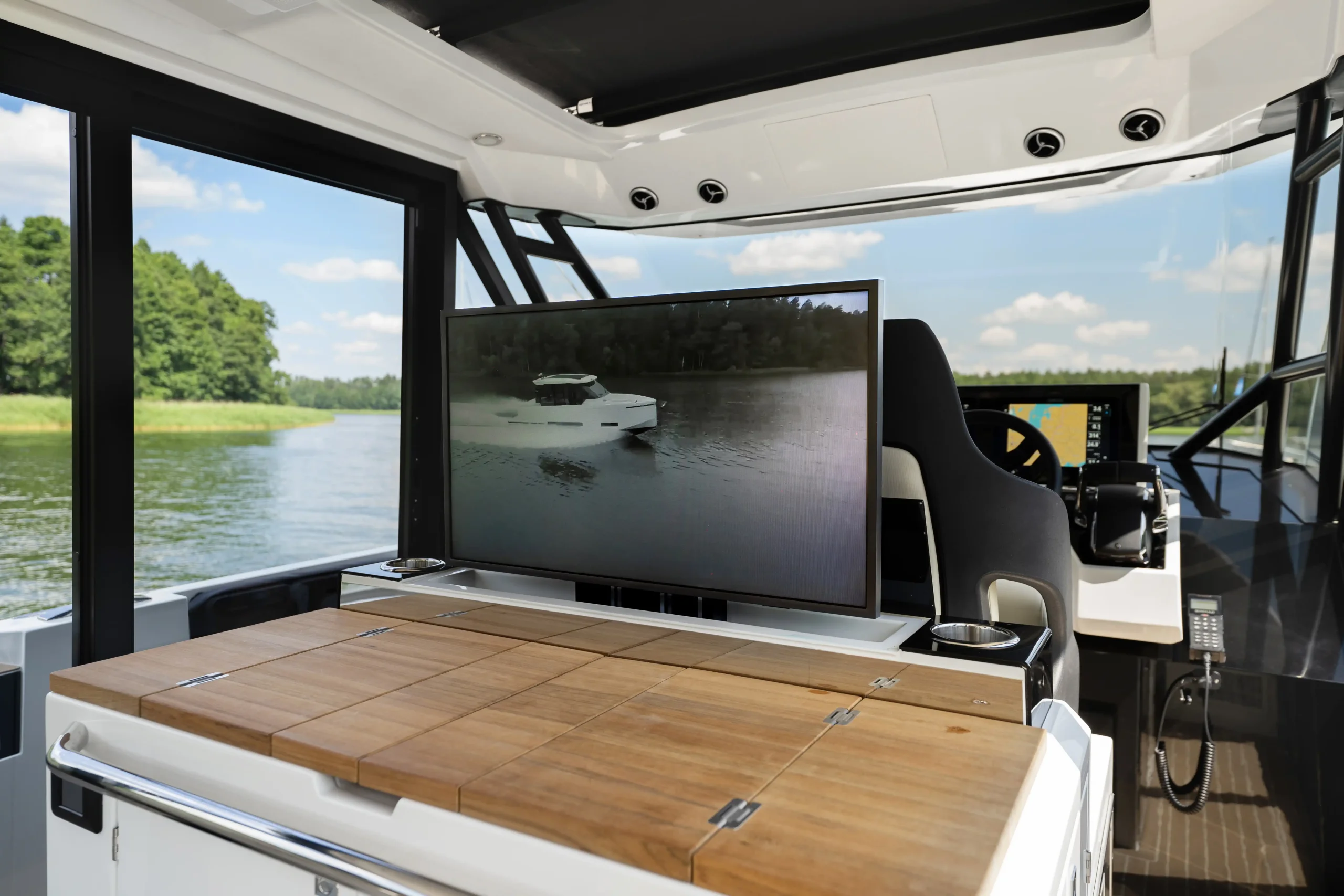 day cruiser de antonio d36 cabin méditerranée 8